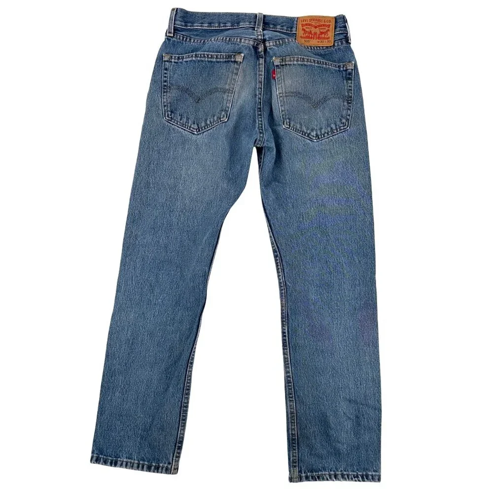 Levis these levi